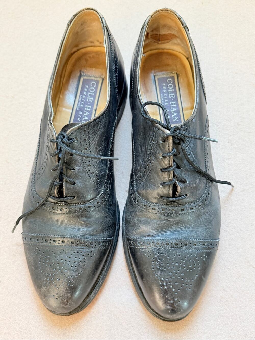 Cole Haan Black Leather Wingtip Oxfords men size 10.5 classic vintage old money